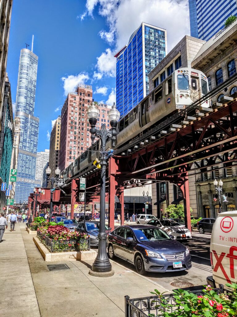 A busy Chicago street in the daytime